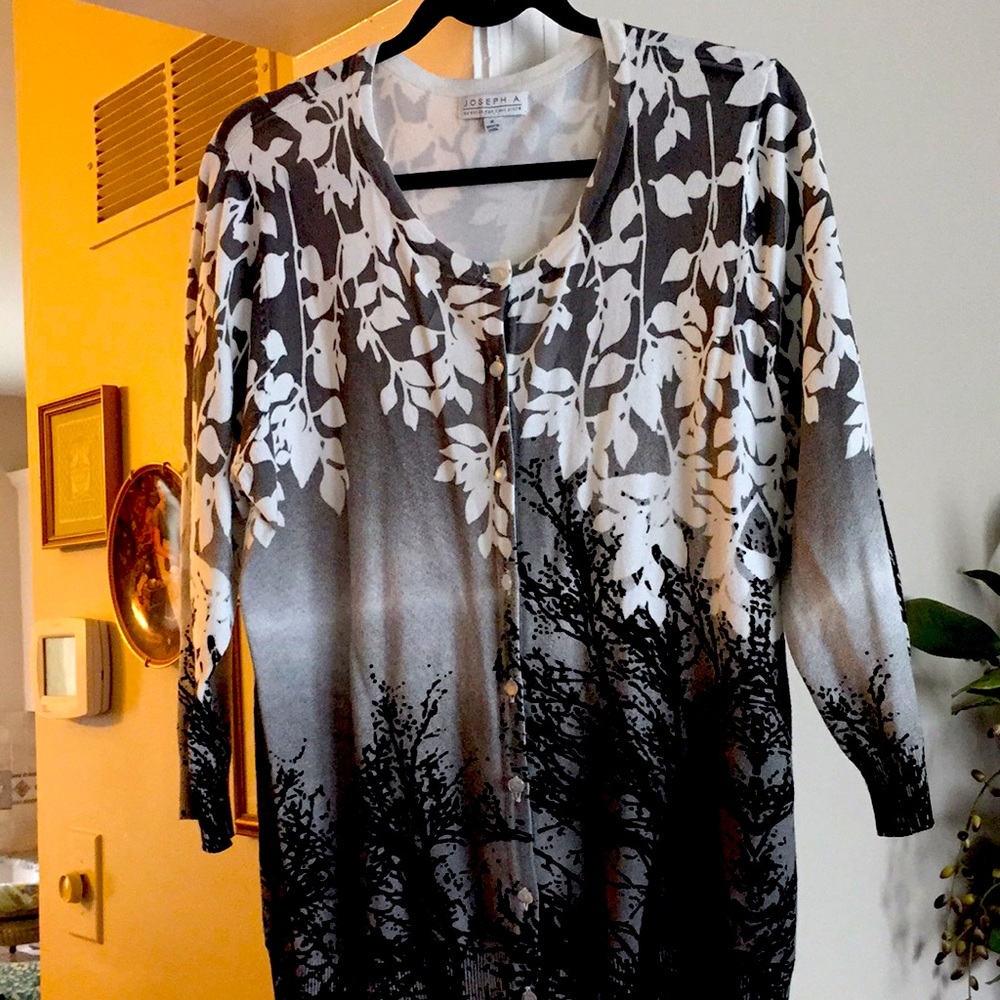 Joseph A scenic gray and black sweater NWT